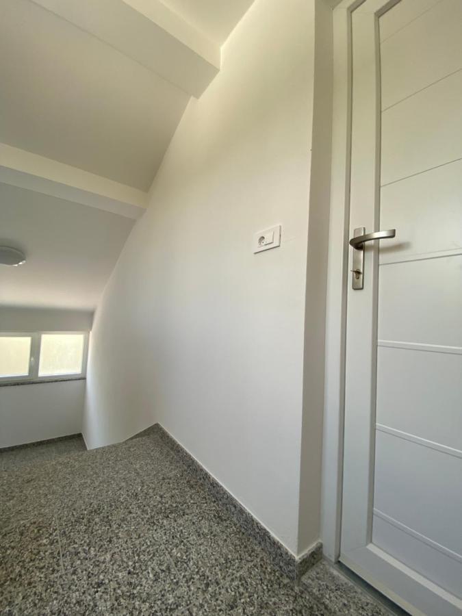 Theros Bibinje Exterior foto